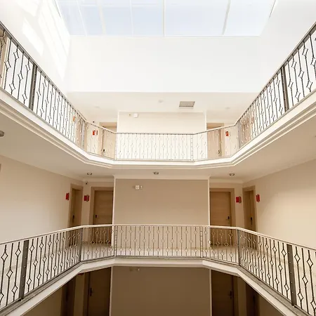 Aparthotel Atrium *
