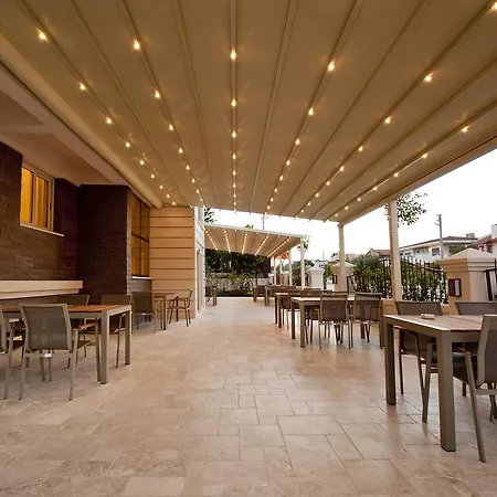 Atrium * Altinyunus