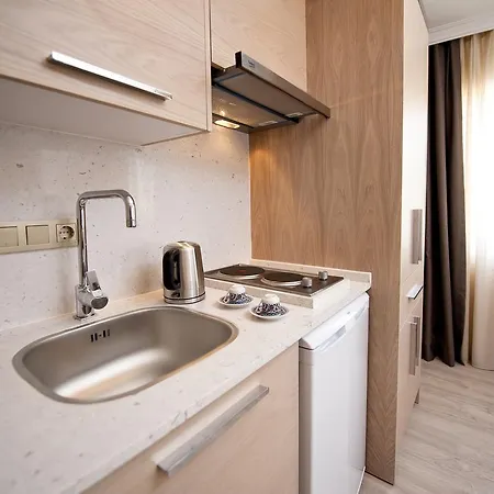 Atrium Aparthotel *